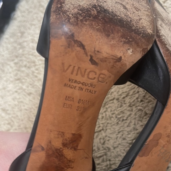 Vince ‘Claire’ Black Leather Pumps Kitten Heel with dust bag Size 8.5M - Picture 7 of 8